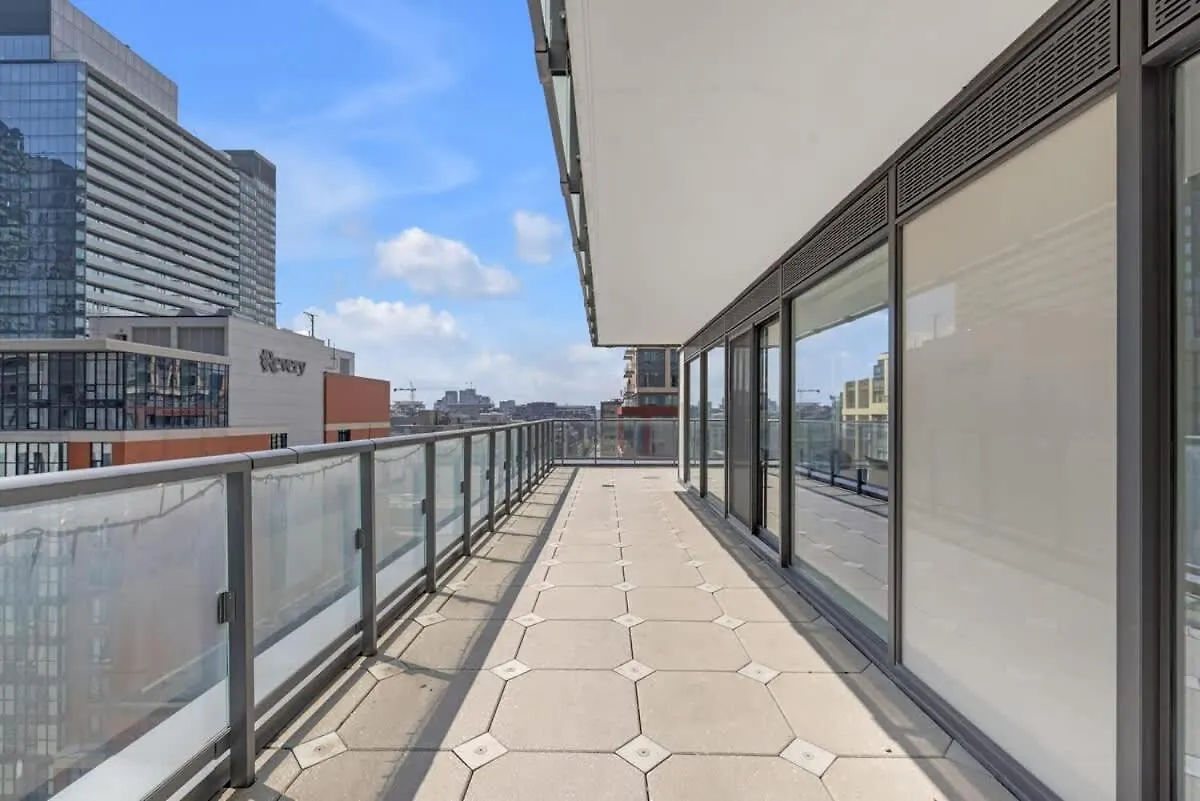 Apartmán Luxury 2Br Condo Enormous Patio Parking Toronto